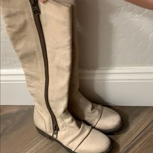 Steve Madden Cream Leather Boots